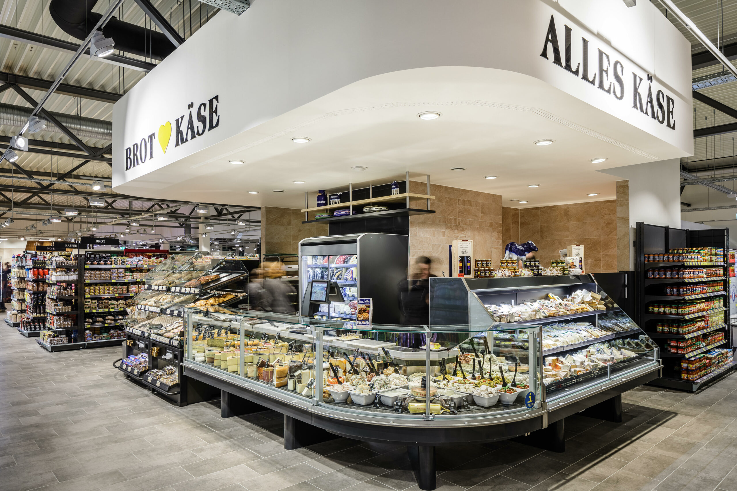 Käsetheke und Back-Shop - EDEKA Gruetter